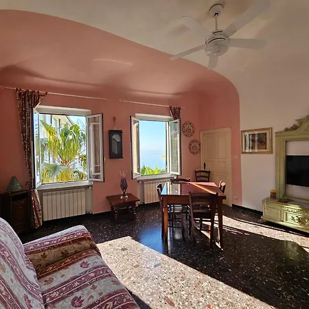 Apartment Le Finestre Sul Mare